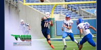 Chaminade-Madonnna HS QB Daelen Menard throwing off the run